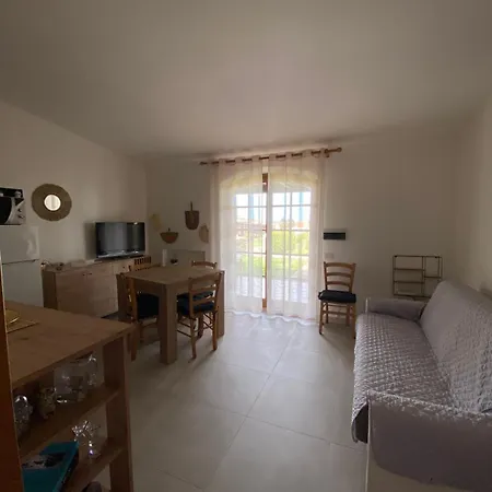 Casa Le Tonnare 6 *